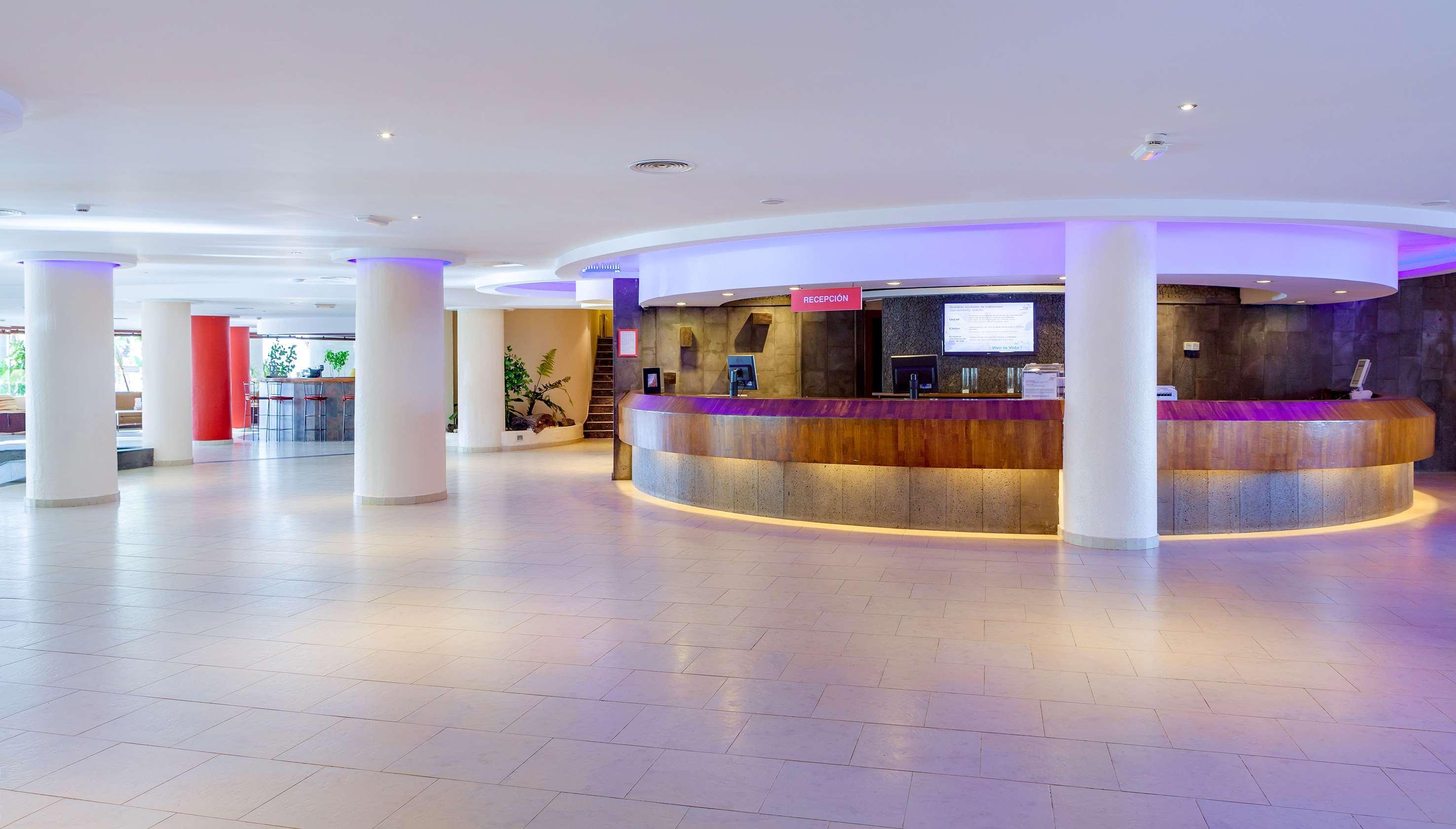 Hotel Sol Lanzarote Puerto del Carmen  Esterno foto