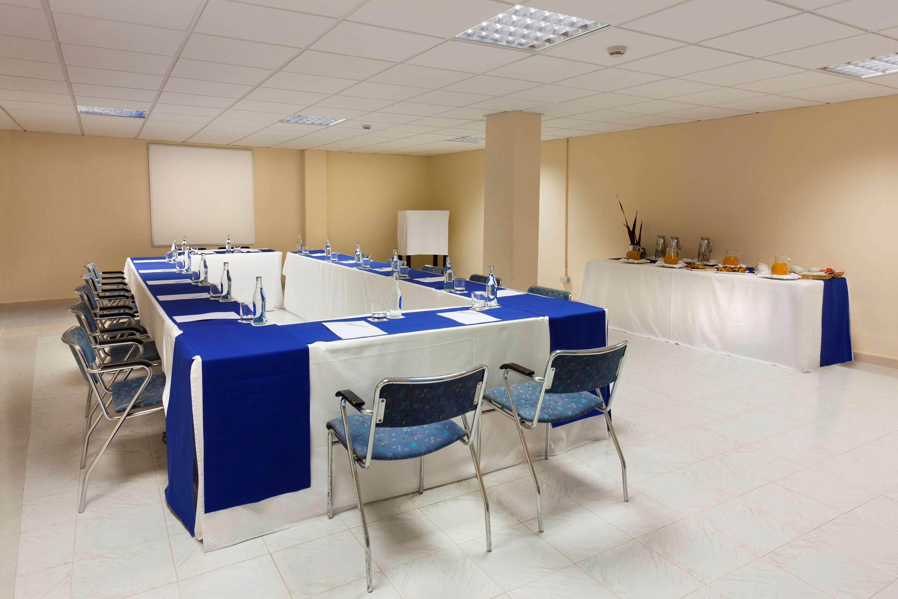 Hotel Sol Lanzarote Puerto del Carmen  Affari foto